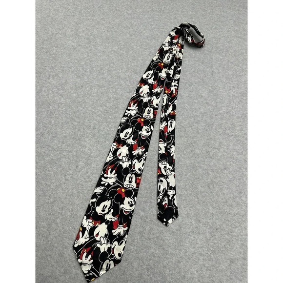 Disney Mickey Inc Mickey Mouse Face‎ Expressions Mens Black White 100% Silk Tie - Picture 6 of 7